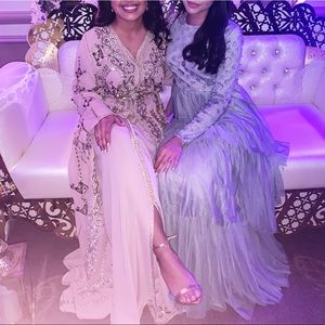 Unlined Crewneck wedding dress 6